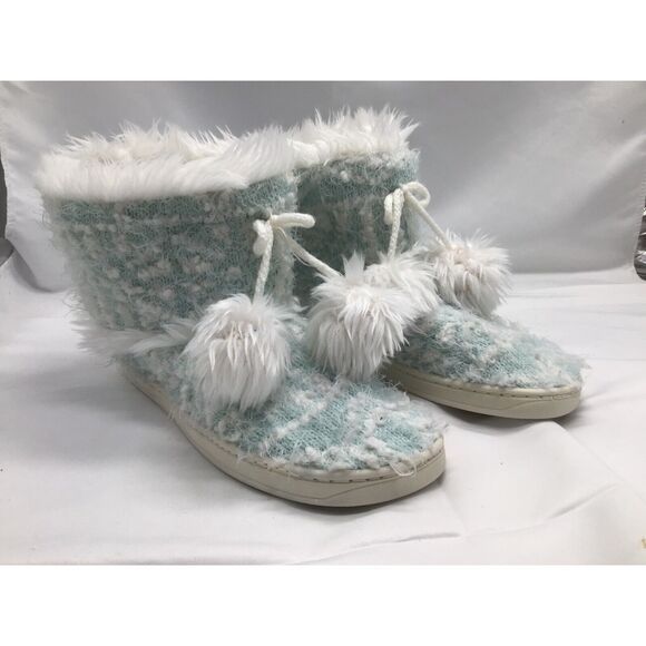 Aerosoles Super Fuzzy Green White Hightop Slipper Size 5-6 Fluffy Comfy - Picture 1 of 9